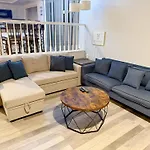 Panoramic View Bayfront Gem 3Br