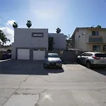 3Bed 3Bath Blocks To The Beach And Bay In Pb