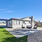 Sleeps 16, Mins From Beaches, Outlets & Military Base