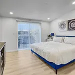Sleeps 16, Mins From Beaches, Outlets & Military Base
