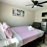 North Park Centrally Located 8Br 5Ba House
