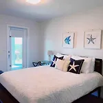 Oceanview Suite Hilltop