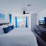 Oceanview Suite Hilltop