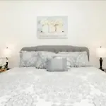 Chic 2 Bedroom Apartment Near Petco Park Convention Center