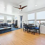 Harborside Suite 08 With Hot Tub