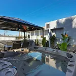 Harborside Suite 08 With Hot Tub