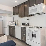 1Bd Ocean Waves Surf Parking