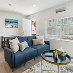 1Bd Ocean Waves Surf Parking