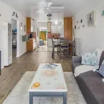 2Bd Hottub Parking 6Blks 2 Beach