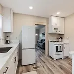 Cozy Ocean Beach Bungalow