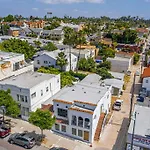 Cozy 1 Bed/Bath Apt In Hip Spot!