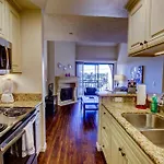 Sunshine Suites At Hillcrest