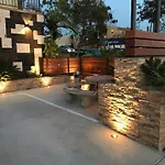 Berkshire Motor Hotel