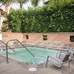 Sunshine Suites At Mission Valley