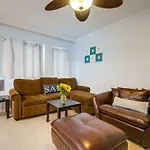 Sea-Esta Apts