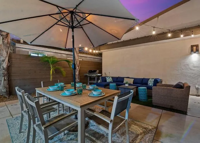 Beachside Bliss- 3-Story Sleeps 12