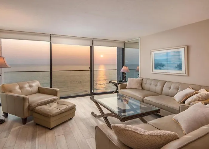 Two Bedroom Ocean Front Ocean Blvd Apartment