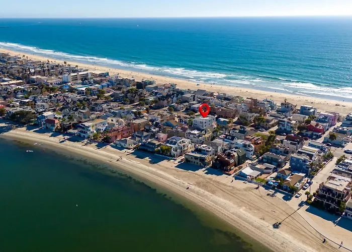 Prime Mission Beach Getaway