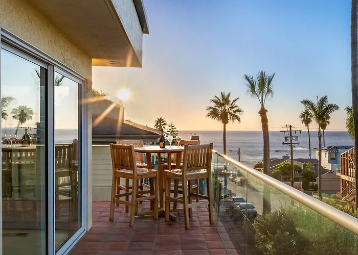 Oceanview Townhome Just Steps From Iconic Windansea Beach