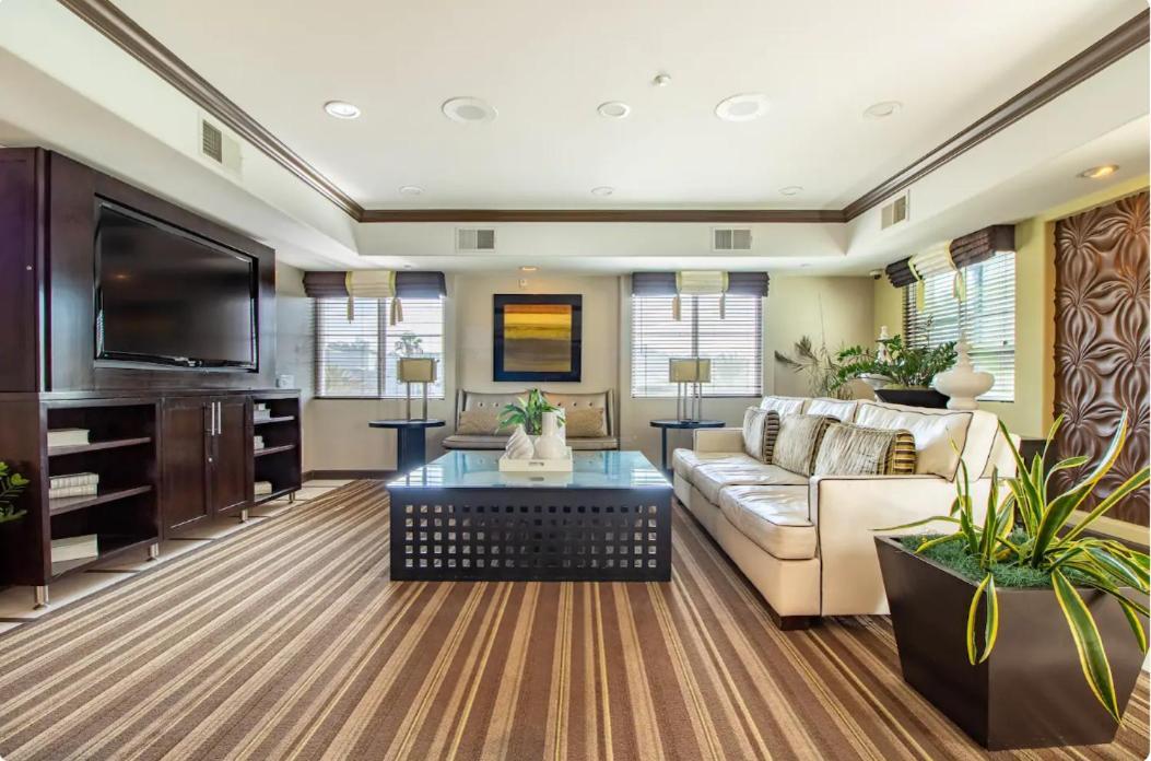 Yes It's Right 2 Suites And 3 Bath In The Heart Of Fb2 Apartment San Diego