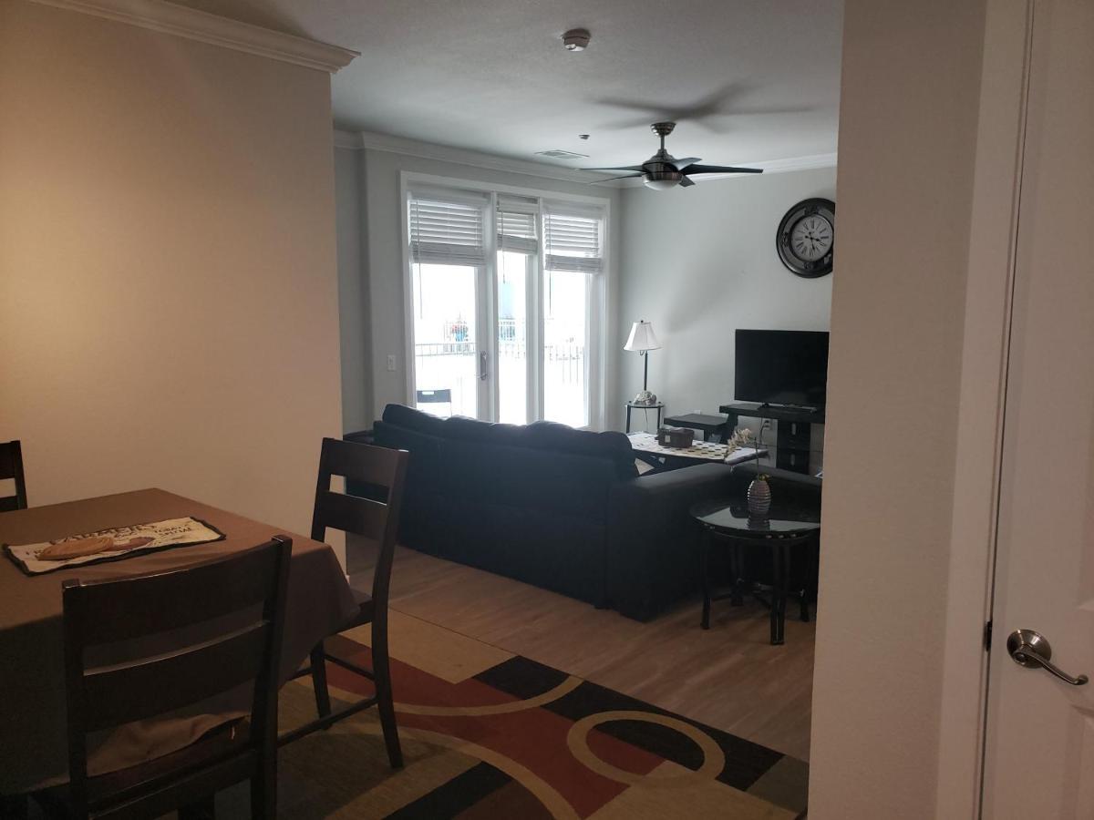 Apartment Yes It's Right 2 Suites And 3 Bath In The Heart Of Fb2 San Diego