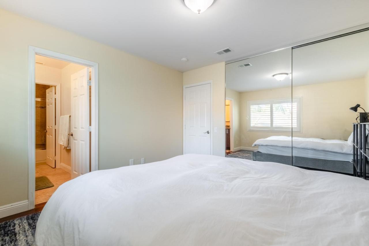 Luxury House, Beach, Pool & Pet-friendly Holiday home
