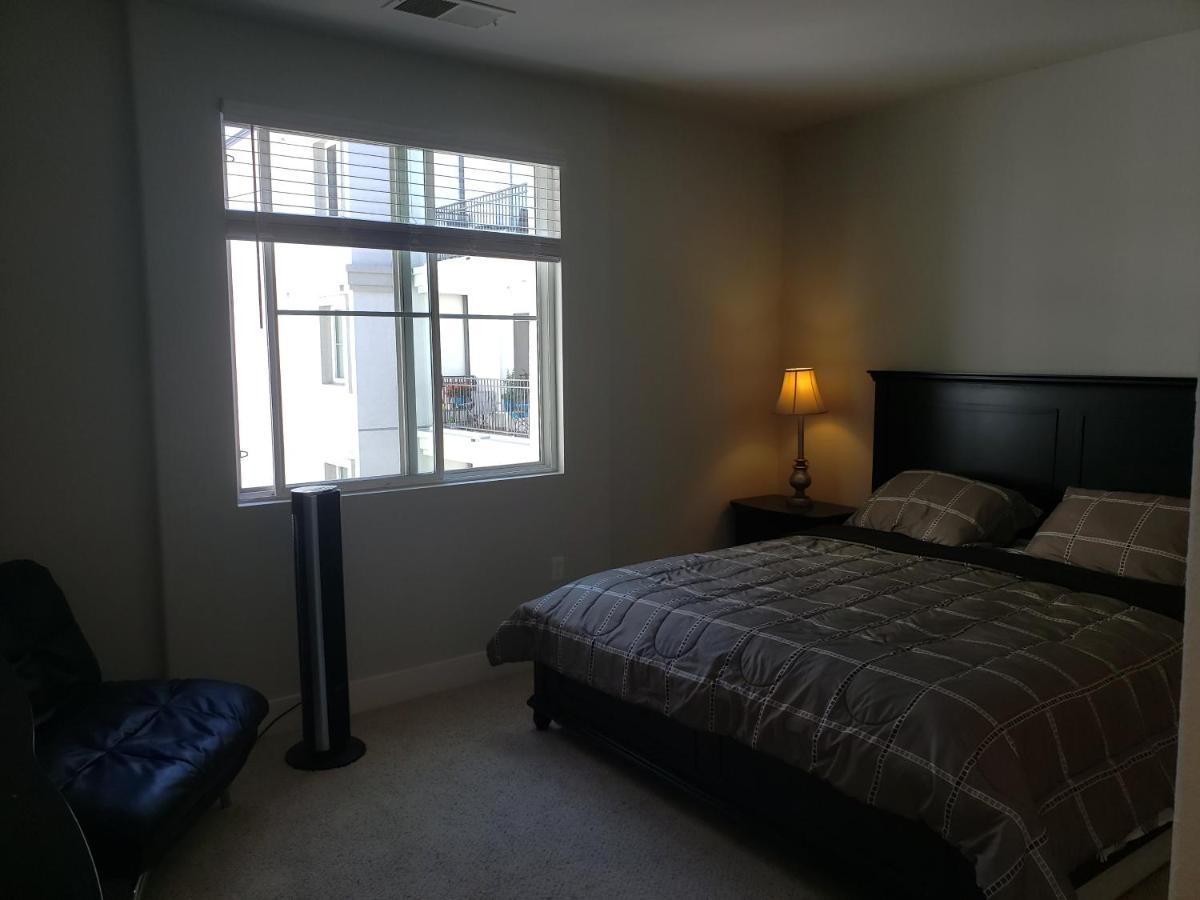 Apartment Yes It's Right 2 Suites And 3 Bath In The Heart Of Fb2