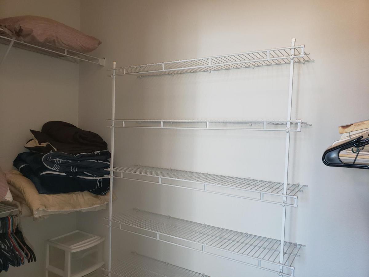 Yes It's Right 2 Suites And 3 Bath In The Heart Of Fb2