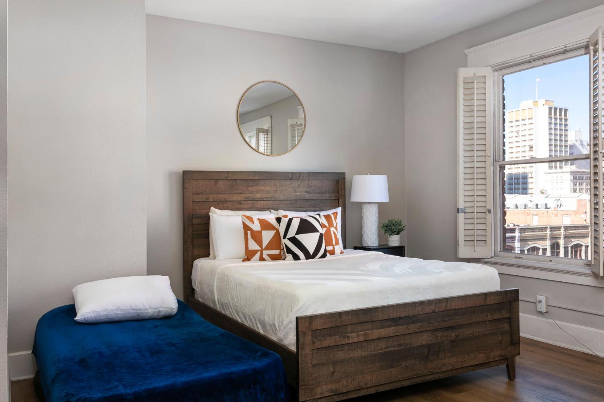 Sd Luxury Apts Best Area *