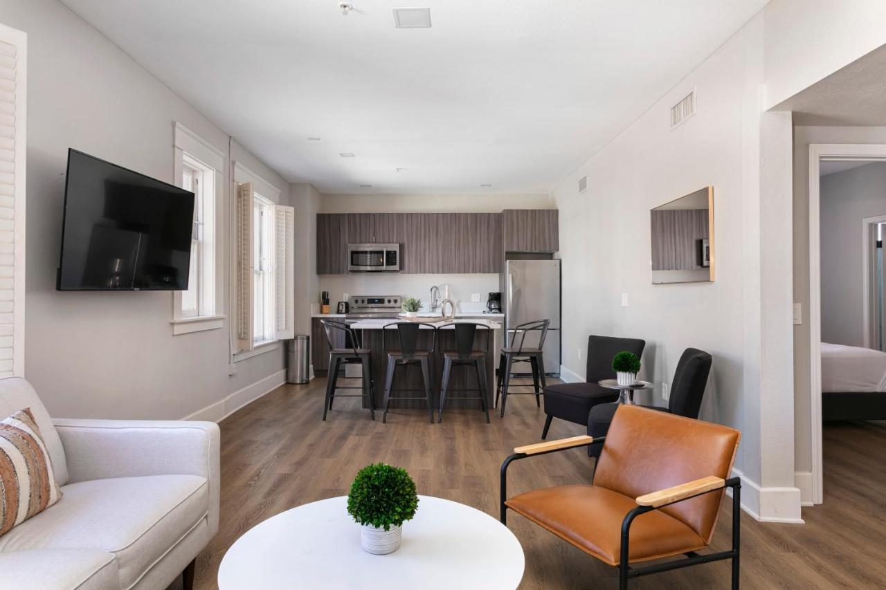 Sd Luxury Apts Best Area San Diego