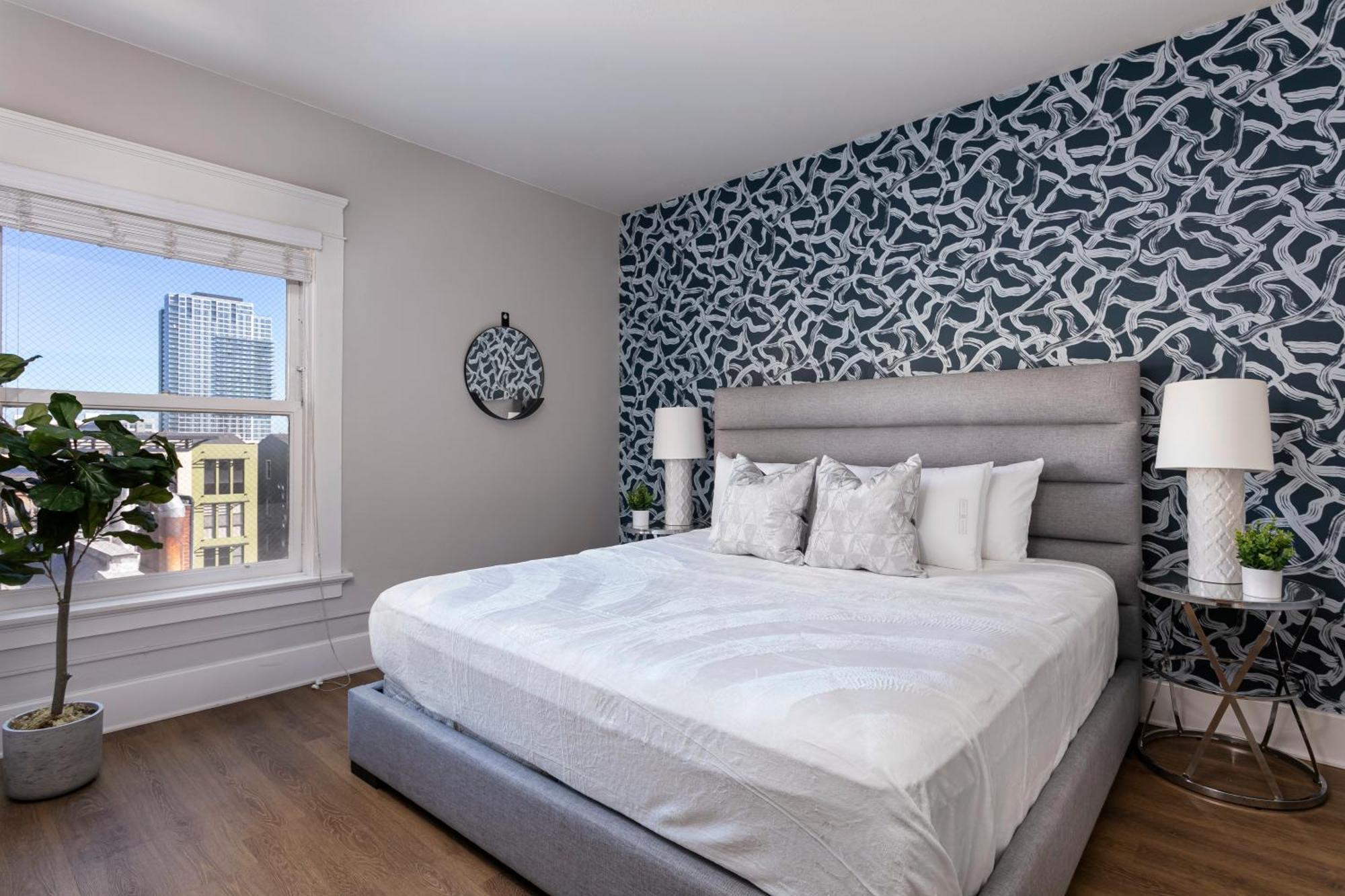 Sd Luxury Apts Best Area *