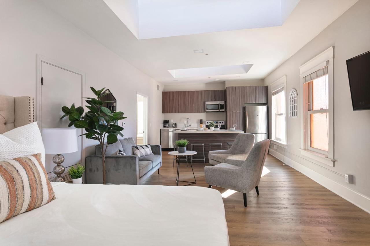 Aparthotel Sd Luxury Apts Best Area