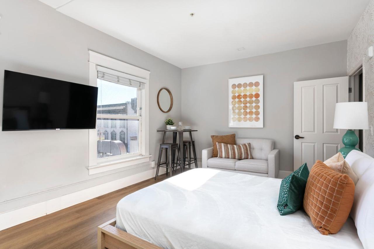 Sd Luxury Apts Best Area
