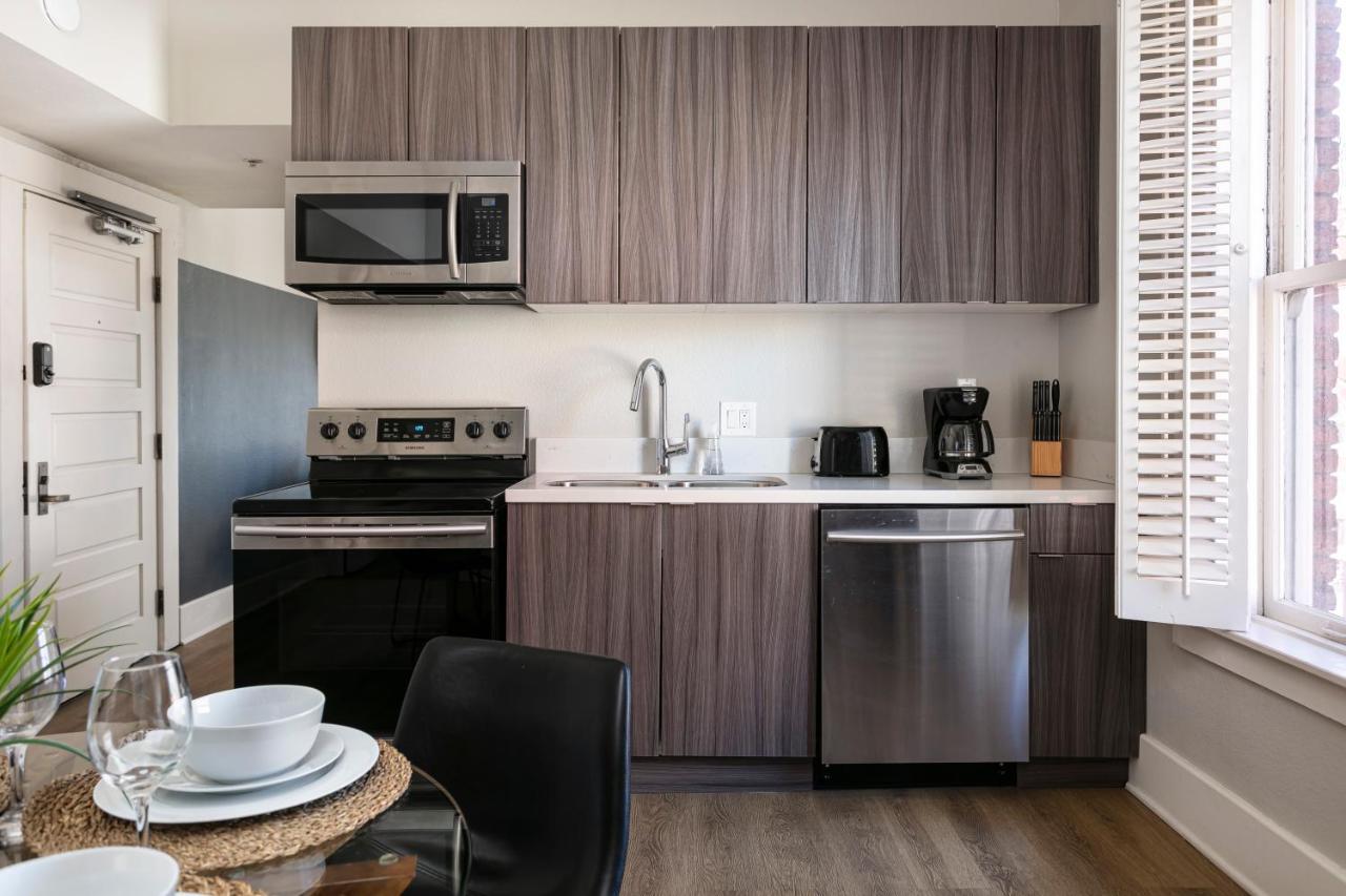 Sd Luxury Apts Best Area Aparthotel San Diego