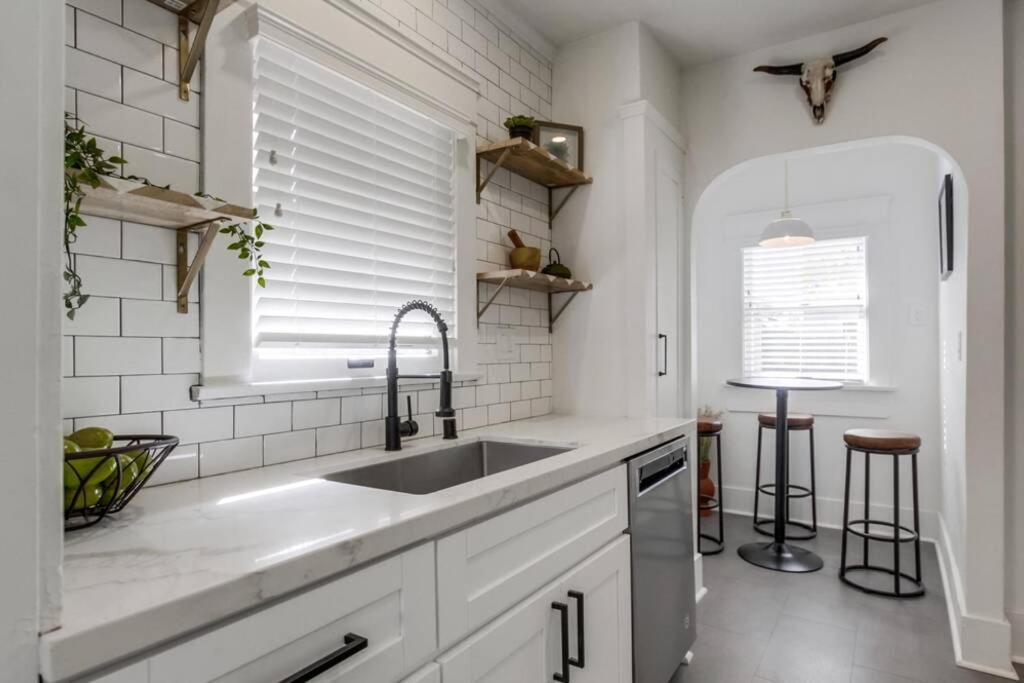 1bd Craftsman 15 Min To Beaches, Zoo, Balboa Park