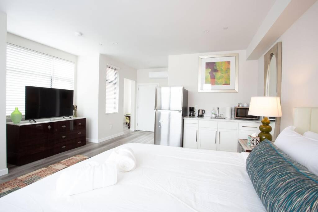 Comfy With Cali King Size Mattress San Diego
