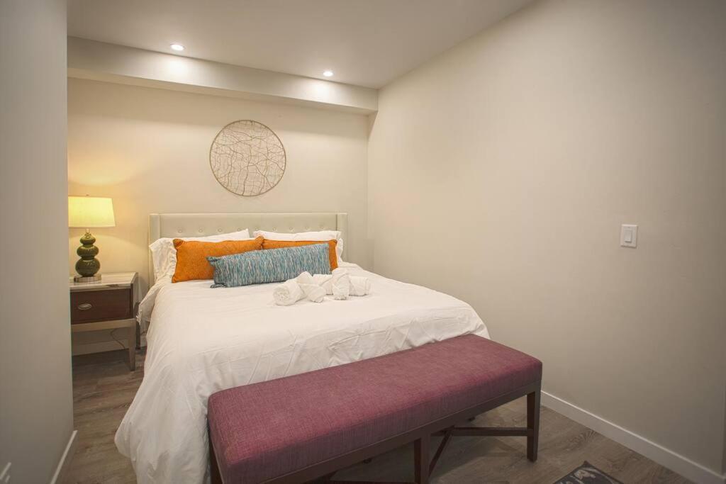 1-bedroom With Cali King Size Bed In * San Diego