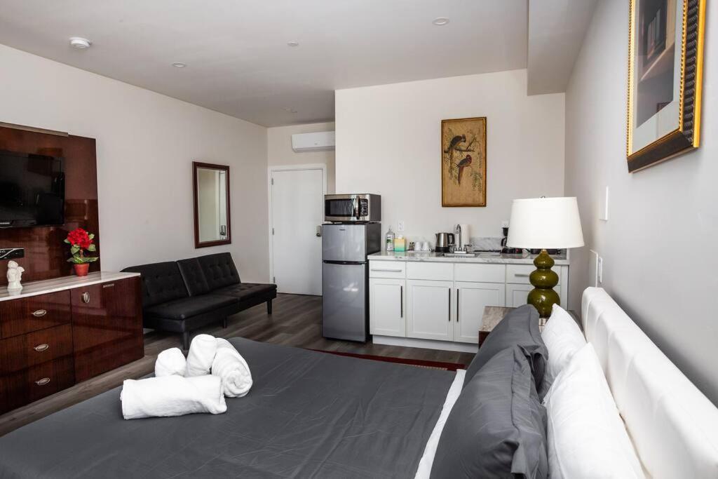 Centrally Located Cozy In Sd *