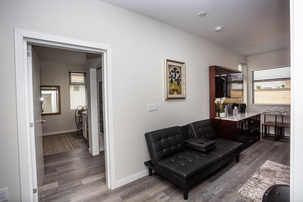 2 Bedroom, 2 Bathroom Detached Max 7 Sleepers * San Diego