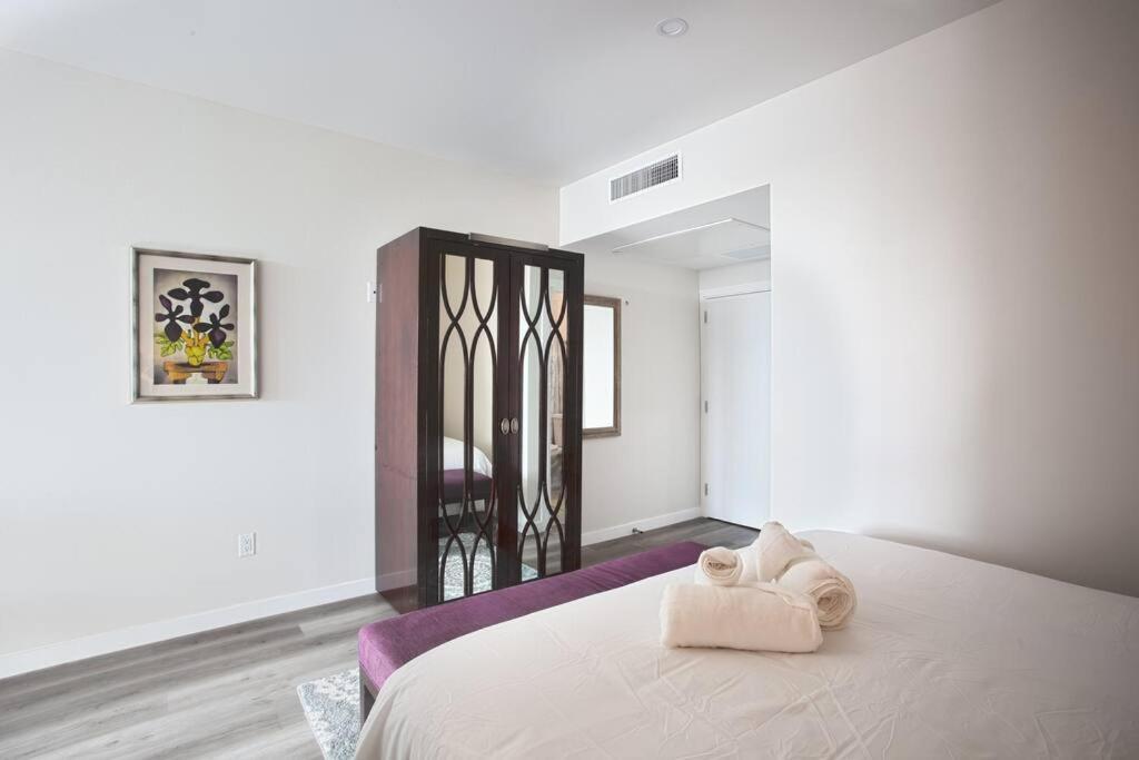 Inn One Bedroom With Sd Downtown View