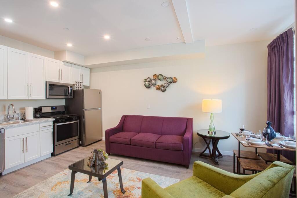 Luxurious One Bedroom With Balboa Park View Apartment