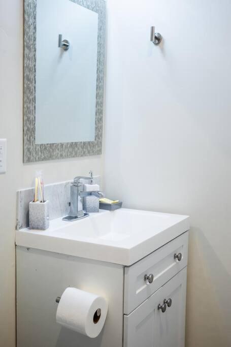 1-bedroom With Cali King Size Bed In Apartamento San Diego