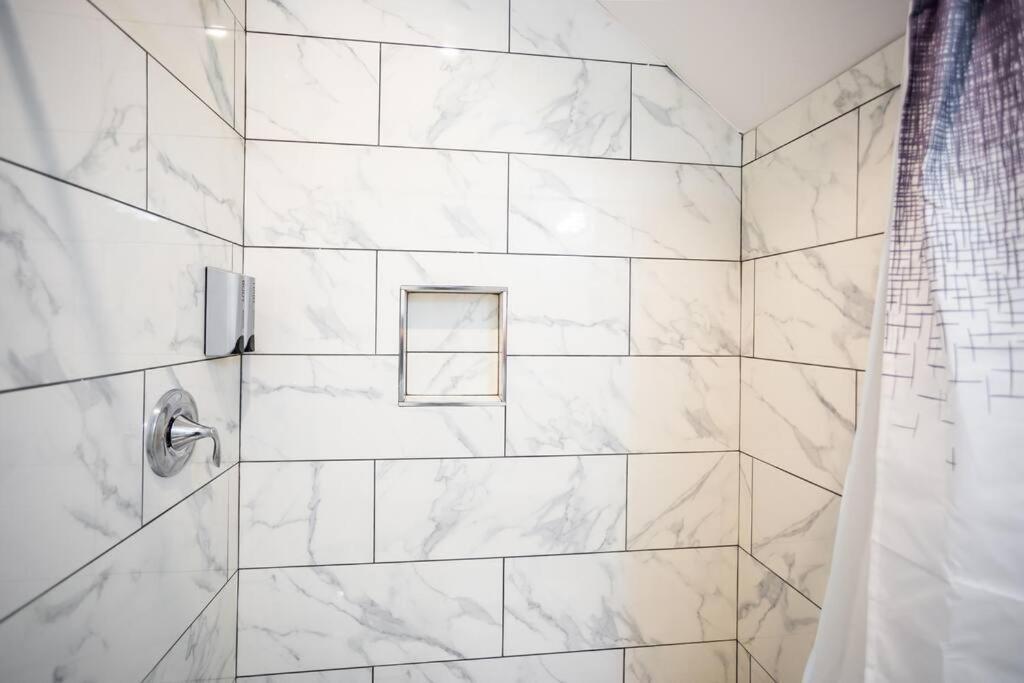 1-bedroom With Cali King Size Bed In Apartamento San Diego
