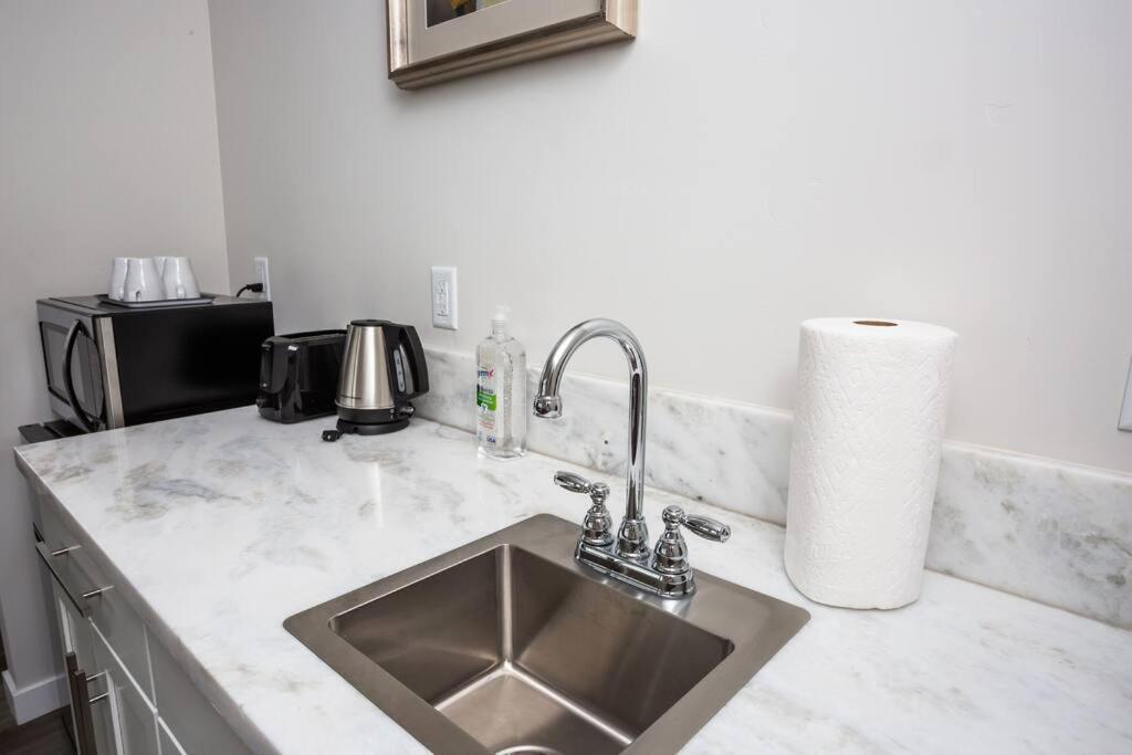 One Bedroom With Luxurious Furnitures *