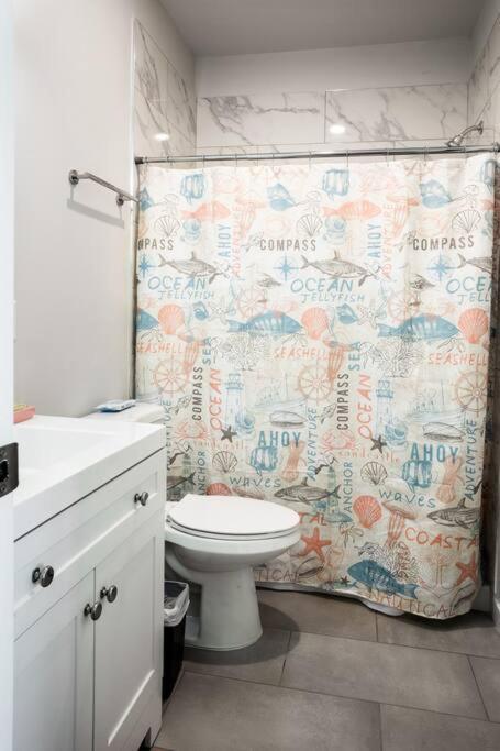Inn One Bedroom With Luxurious Furnitures