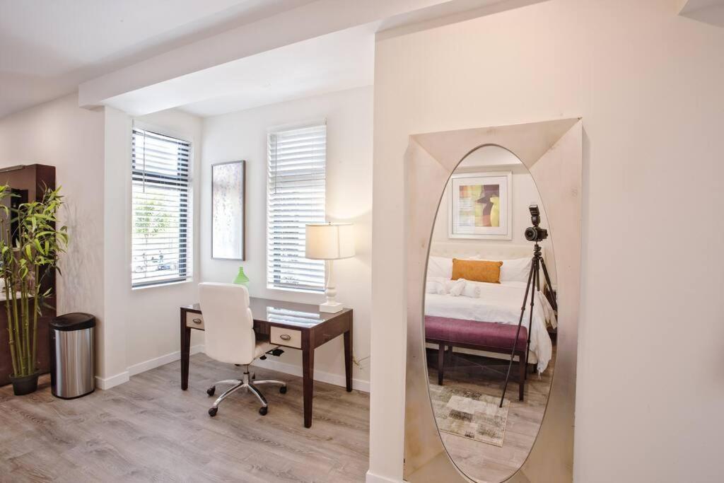 Luxurious One Bedroom With Balboa Park View