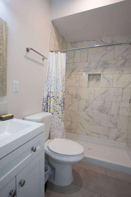 Apartment Centrally Located Cozy In Sd San Diego