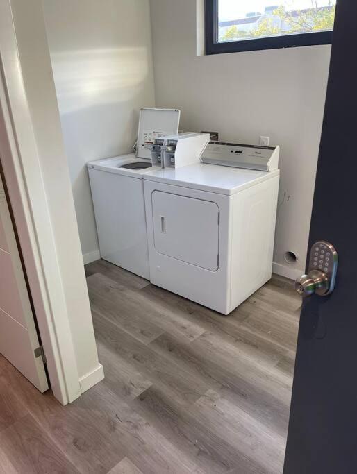 Apartment Centrally Located Cozy In Sd San Diego