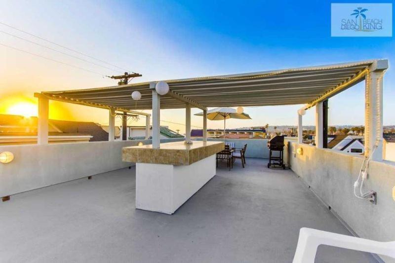 200-surf Stars Penthouse