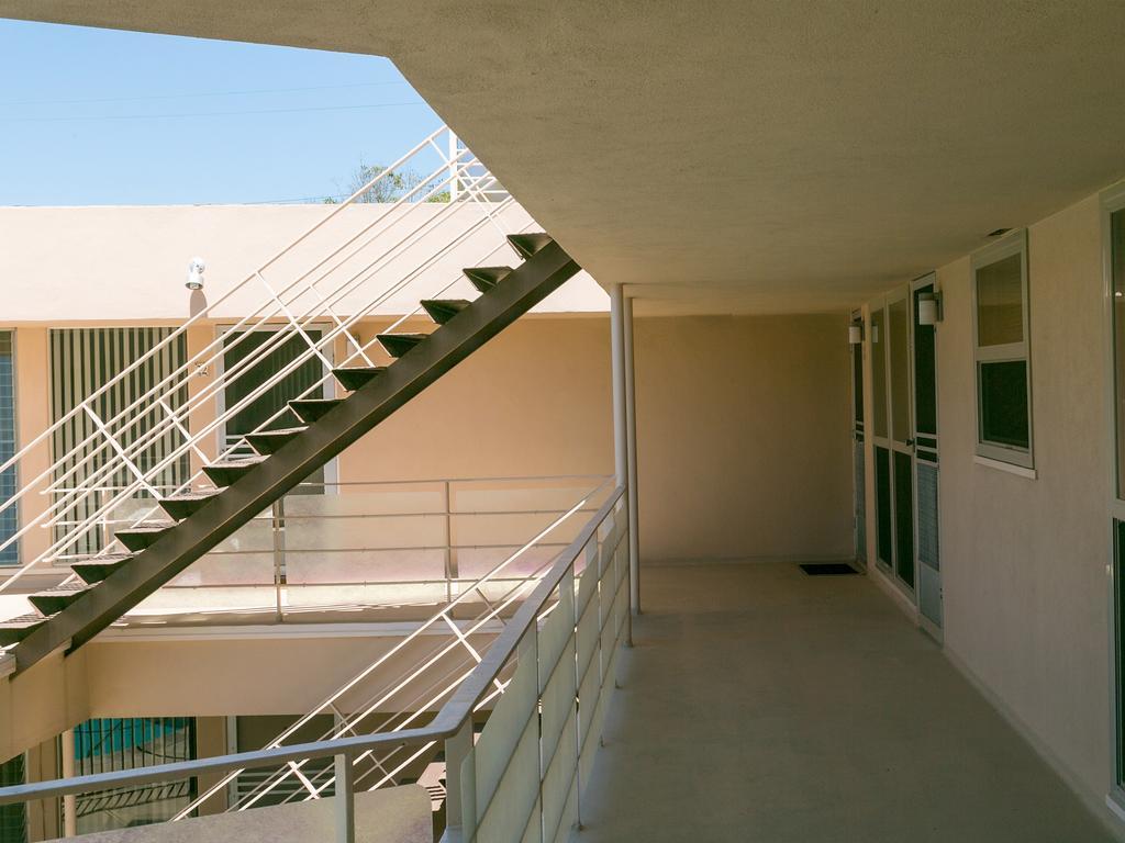 La Jolla Riviera Inn